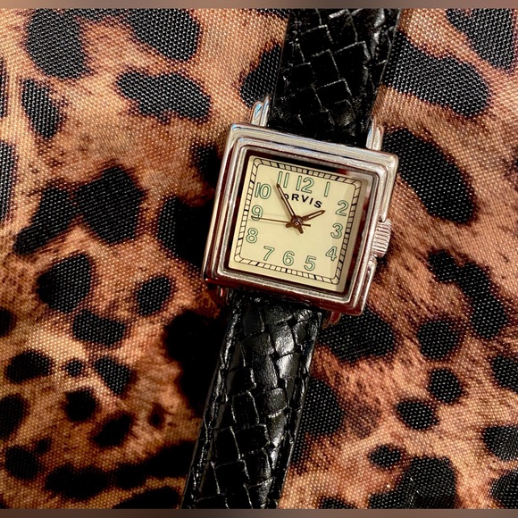 Orvis vintage women’s watch with black leather band - Picture 7 of 9